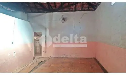 Galpão disponível para venda e locação no bairro Martins em Uberlândia-MG