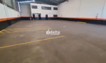 Galpão disponível para Locação no bairro Brasil em Uberlândia-MG