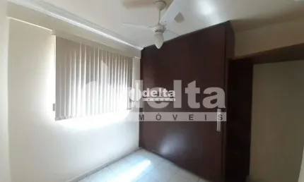 Cobertura disponível para locação no bairro Umuarama em Uberlândia-MG