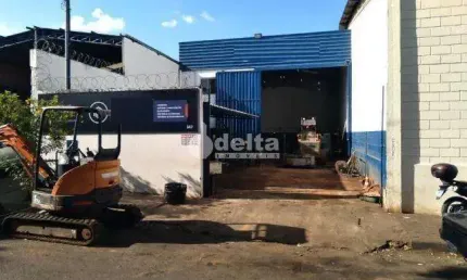 Galpão disponível para locação e venda no bairro Tibery em Uberlândia-MG