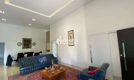 Casa no condomínio Gávea Paradiso disponível para Locação no bairro Gávea em Uberlândia-MG