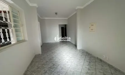 Casa residencial disponível para locação bairro daniel fonseca em uberlândia-mg.