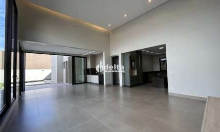 Casa no condomínio Cyrela Landscape - Residencial Buritis disponível para venda em Uberlândia-MG