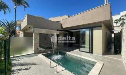 Casa no condomínio Jardins Barcelona disponível no bairro Nova Uberlândia em Uberlândia-MG