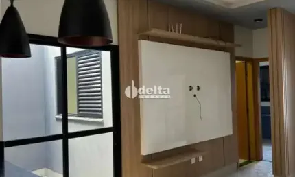 Casa residencial disponível para locação no bairro Novo Mundo em Uberlândia-MG.