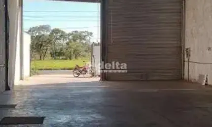 Galpão disponível para Locação no bairro Lago Azul em Uberlândia-MG