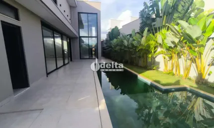 Casa disponível para Locação no bairro Jardim Sul em Uberlândia-MG