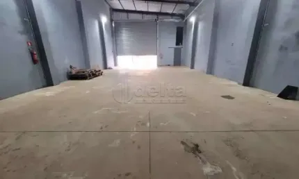 Galpão disponível para locação e venda no bairro Jaraguá em Uberlândia-MG