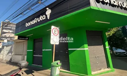 Terreno disponível para locação no bairro Aparecida em Uberlândia-MG