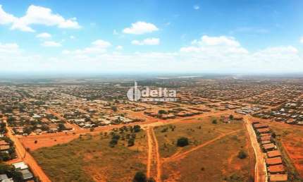 Área disponível para Venda 50000.00 m² no bairro Lagoinha em Uberlândia-MG