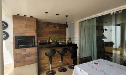 Casa residencial disponível para locação no bairro Alto Umuarama em Uberlândia-MG