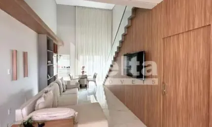 Excelente casa Mobiliada Condomínio Splendido, com área construída de aproximadamente 240m²