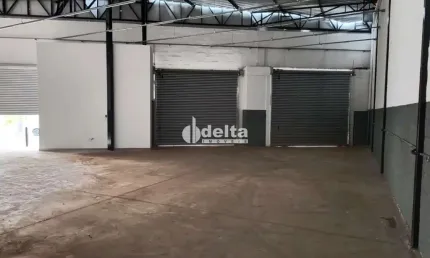Galpão disponível para locação no bairro Jardim Europa em Uberlândia-MG