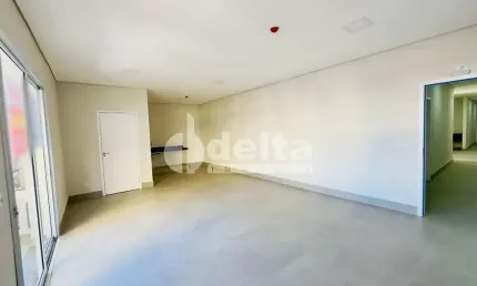 Sala disponível para locação e venda no bairro Centro em Uberlândia-MG