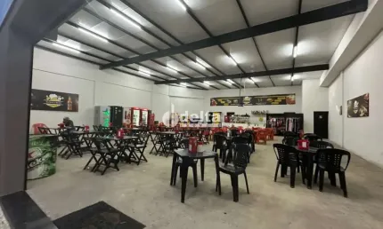 Galpão disponível para locação no bairro Tibery em Uberlândia-MG.