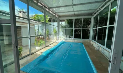 Casa em condomínio fechado com 4 quartos para alugar no Nova Uberlândia, Uberlândia 