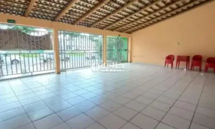 Galpão disponível para locação no bairro Jardim Europa em Uberlândia-MG