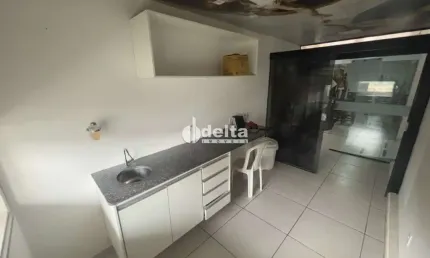 Loja disponível para Locação no bairro Santa Mônica em Uberlândia-MG