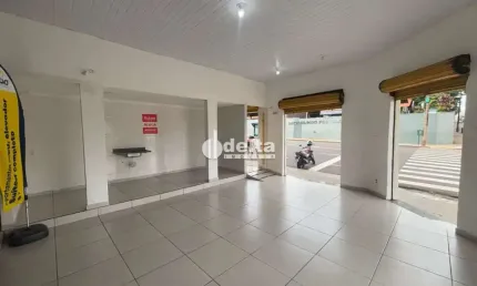 Loja disponível para Locação no bairro Santa Mônica em Uberlândia-MG