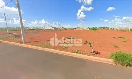 Terreno disponível para locação no bairro Novo Mundo em Uberlândia-MG