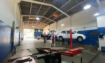 Galpão Comercial disponível para Locação no bairro Planalto em Uberlândia-MG