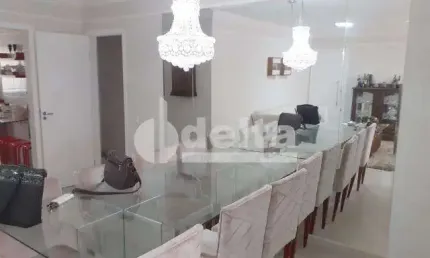 Apartamento, disponível para locação no bairro Centro, Uberlândia-MG