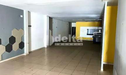Loja disponível para locação e venda no bairro Centro em Uberlândia-MG