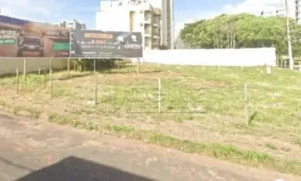 Terreno disponível para locação no bairro Santa Mônica em Uberlândia-MG