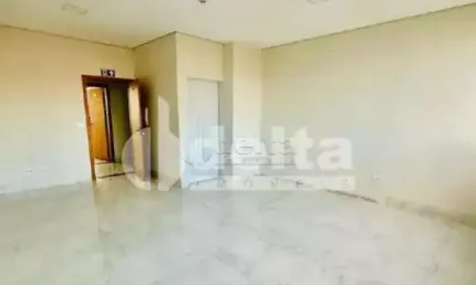 Sala disponível para locação no bairro Brasil em Uberlândia-MG