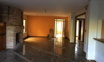 Casa disponível para locação no bairro Cidade Jardim em Uberlândia-MG