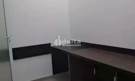 Loja disponível para locação no bairro Centro em Uberlândia-MG.