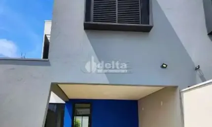 Casa disponível para locação e venda no bairro aclimação em uberlândia-mg.