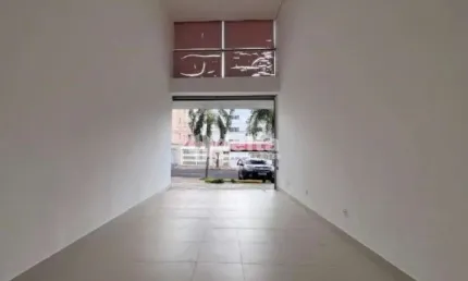Loja disponível para locação no bairro Santa Mônica em Uberlândia-MG.