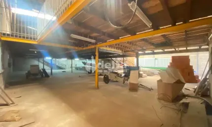 Galpão Comercial disponível para Locação no bairro Jardim Brasilia em Uberlândia-MG