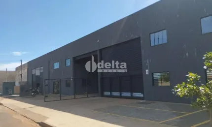Galpão disponível para locação no bairro Vida Nova em Uberlândia-MG