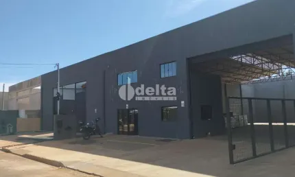 Galpão disponível para locação no bairro Vida Nova em Uberlândia-MG