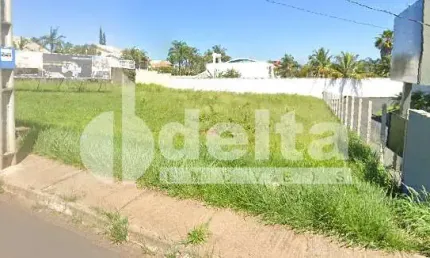 Terreno disponível para locação no bairro Morada da Colina em Uberlândia-MG