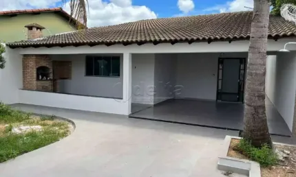 Casa residencial disponível para locação e venda no bairro Cidade Jardim em Uberlândia-MG