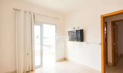 Casa residencial disponível para locação no bairro Morada da Colina em Uberlândia-MG.