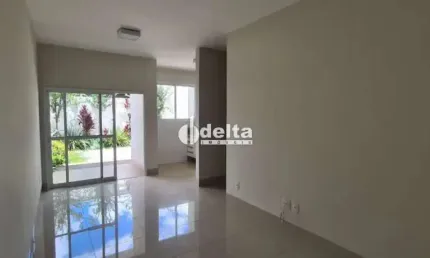 Casa no condomínio Manhattan disponível para locação no bairro Laranjeiras em Uberlândia-MG