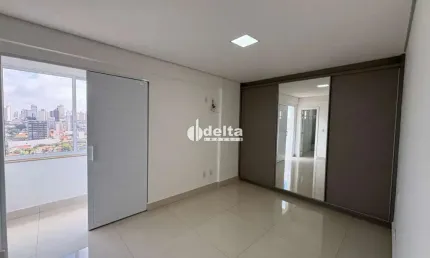 Cobertura com 4 quartos para alugar no Tabajaras, Uberlândia 