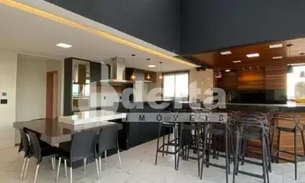 Cobertura disponível para locação e venda no bairro Novo Mundo em Uberlândia-MG