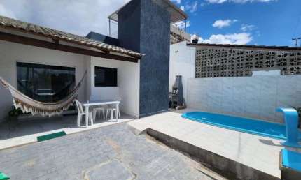 Casa Mobiliada em Carapibus com 2 Quartos sendo 1 Suíte com Piscina