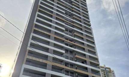 Apartamento no João Agripino/Brisamar com 2 ou 3 Quartos e Lazer Completo