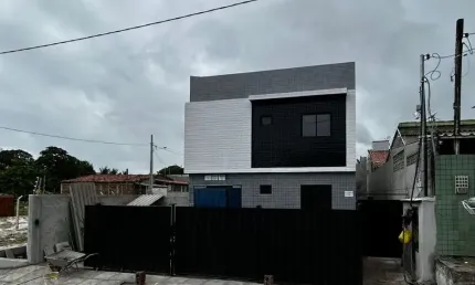 Apartamento no paratibe/valentina com 2 quartos, opção com área externa