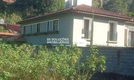 Linda pousada para estudantes , com 10 suItes alugadas, em Petrópolis
