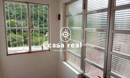 Apartamento Reformado no Retiro Com 02 Vagas de Garagem e Terraço Coberto. Aceita Financiamento Bancário