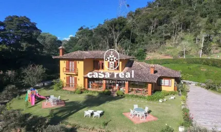 Oportunidade: Excelente casa com 4 suítes na Quinta do Lago