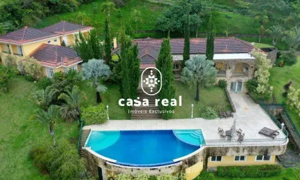 Casa de Condomínio com 5 Quartos à venda, 10400m² - Itaipava