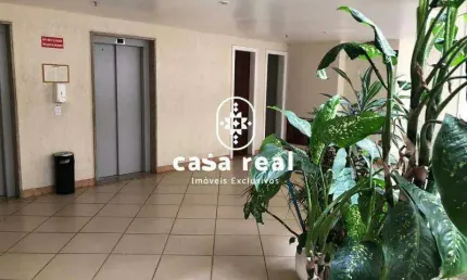 Apartamento com vaga de garagem na Rua Aureliano Coutinho no Centro de Petrópolis próximo a todo comércio